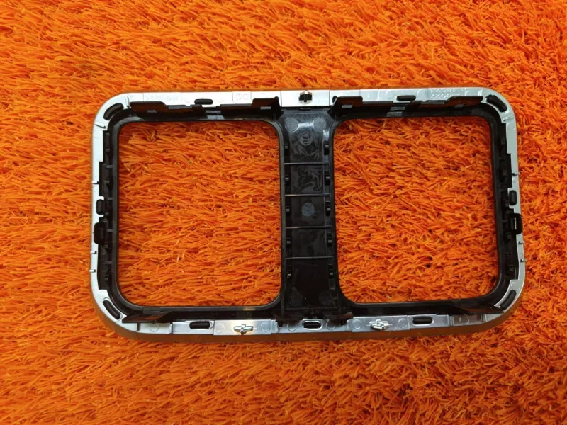 Накладка центральной консоли