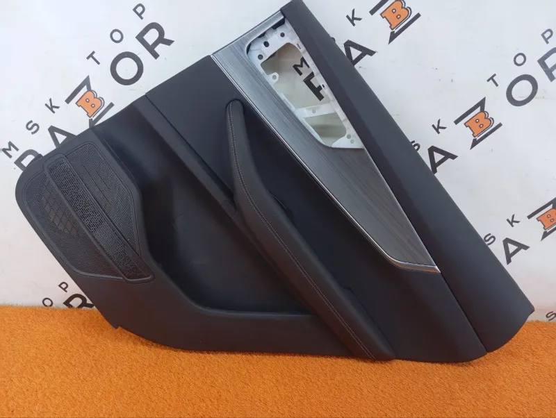 Обшивка двери