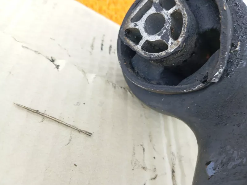 Рычаг подвески