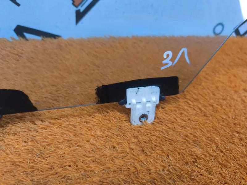 Стекло двери