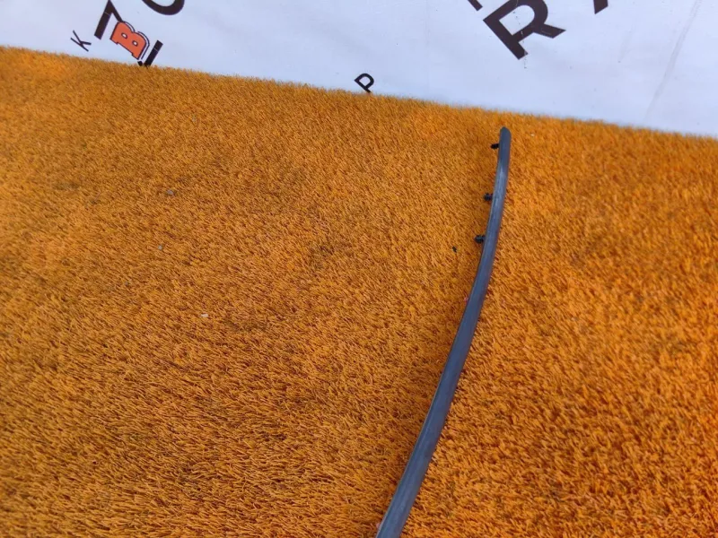 Уплотнитель капота Changan UNI-V 2023 C281F2704030100