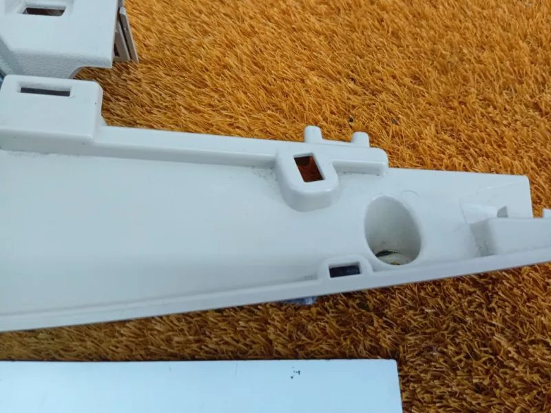 Обшивка багажника