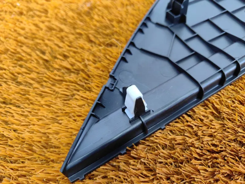 Накладка на торпедо