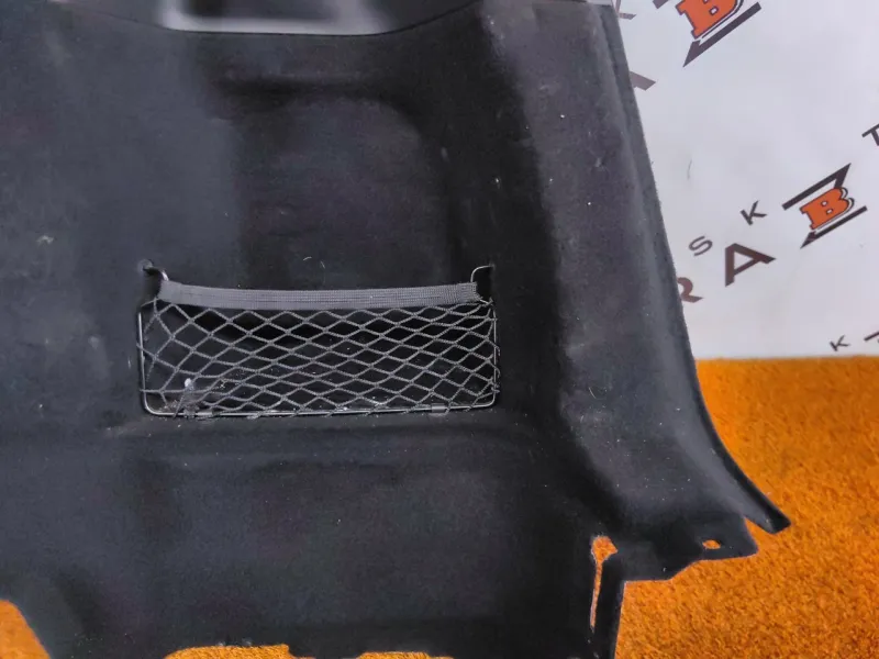 Обшивка багажника