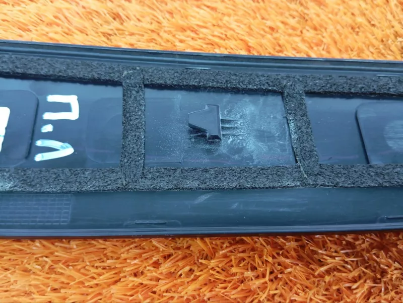 Молдинг двери