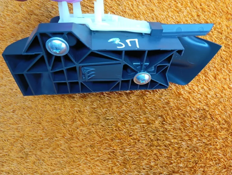 Направляющая ремня безопасности