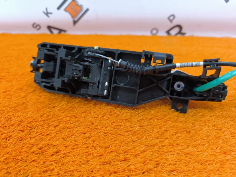 Ручка двери наружняя