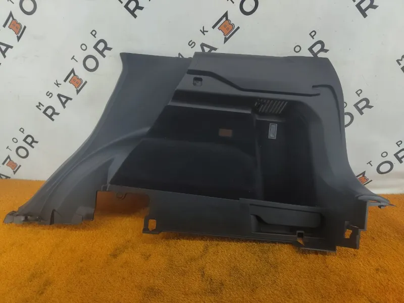 Обшивка багажника