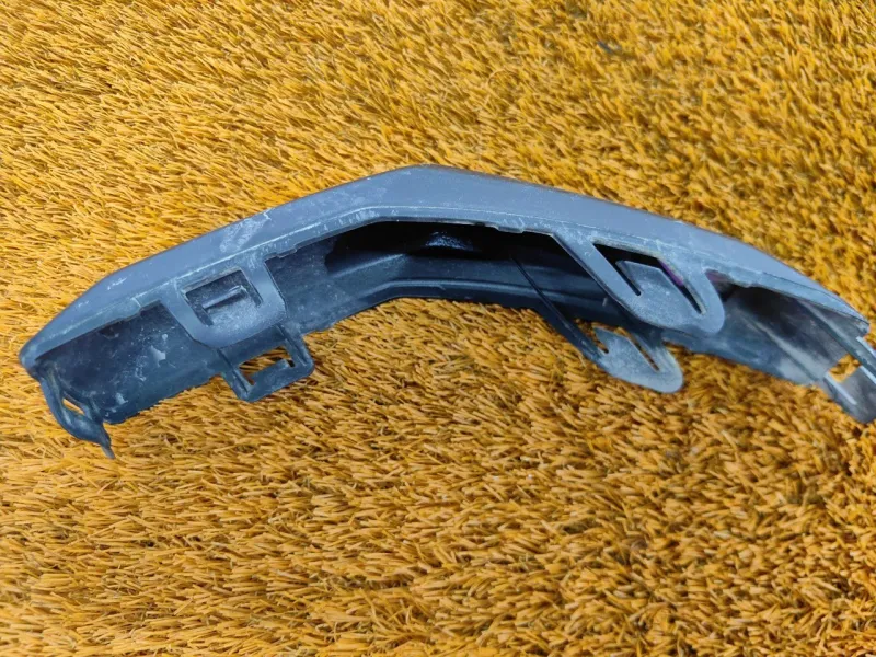 Накладка бампера