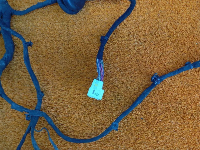 Проводка подкапотная