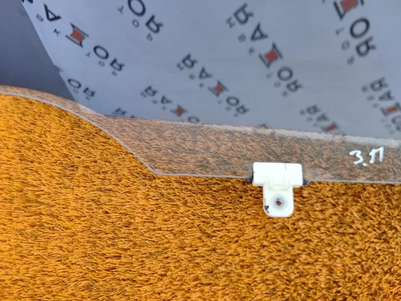 Стекло двери