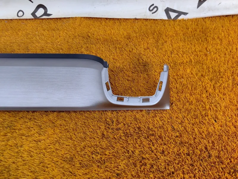 Декоративная накладка торпедо