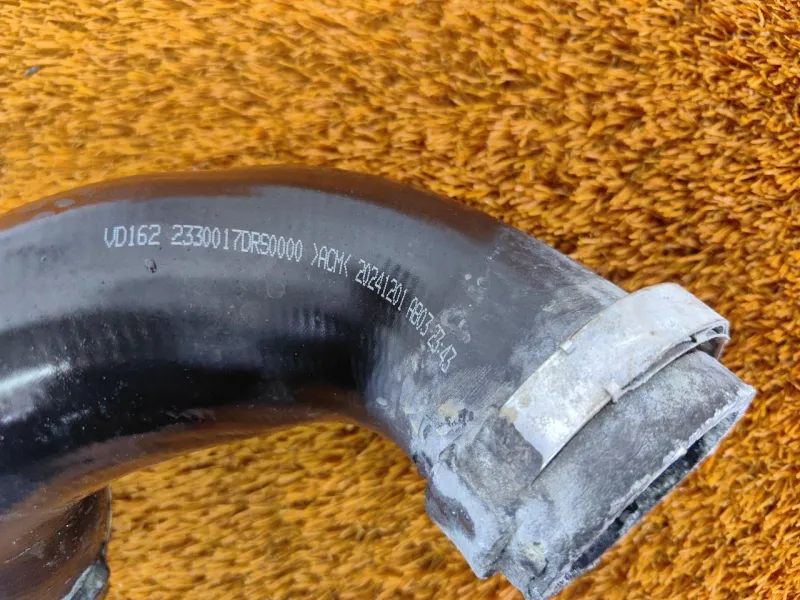 Патрубок интеркулера