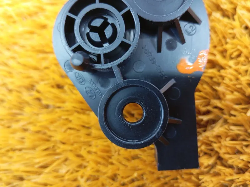 Ручка открывания капота