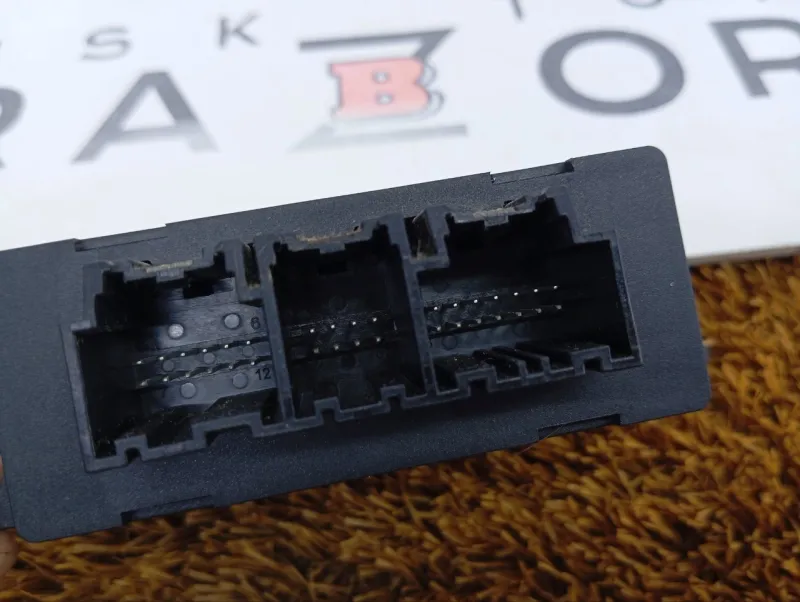 Блок парктроников