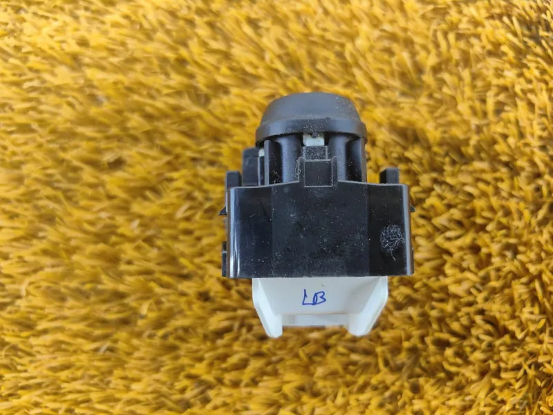 Блок управления зеркалами