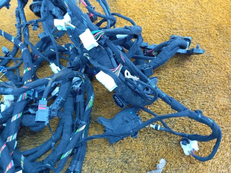 Проводка салона