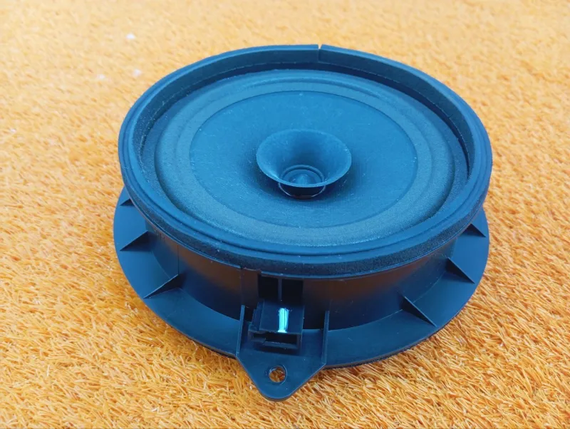 Динамик Chery Tiggo 7 PRO 2023 703000311AA SQRE4T15C, задний правый