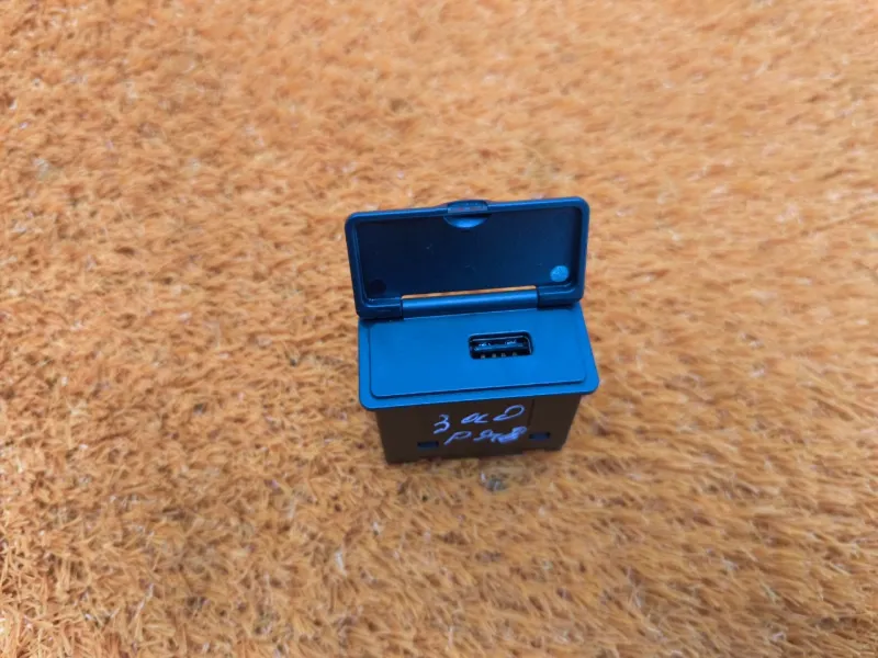 Разъем USB