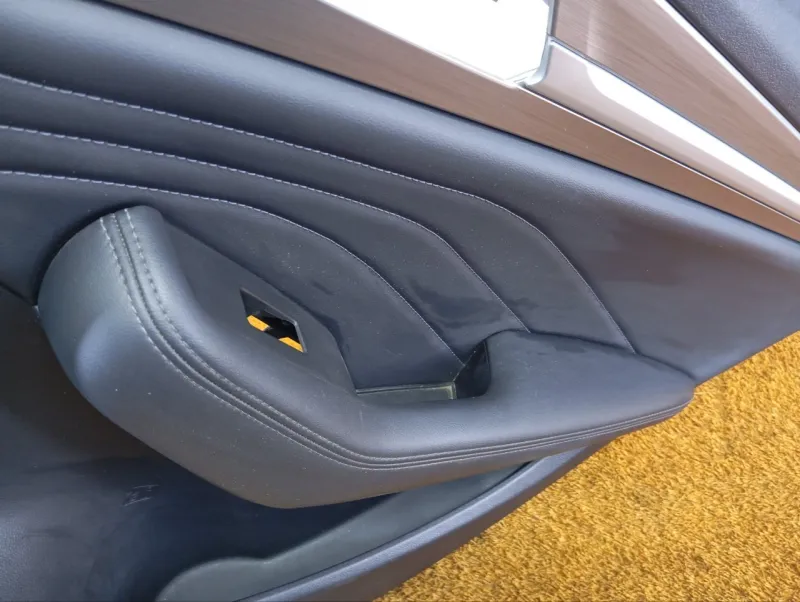 Обшивка двери