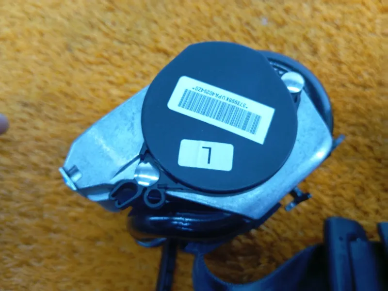 Ремень безопасности