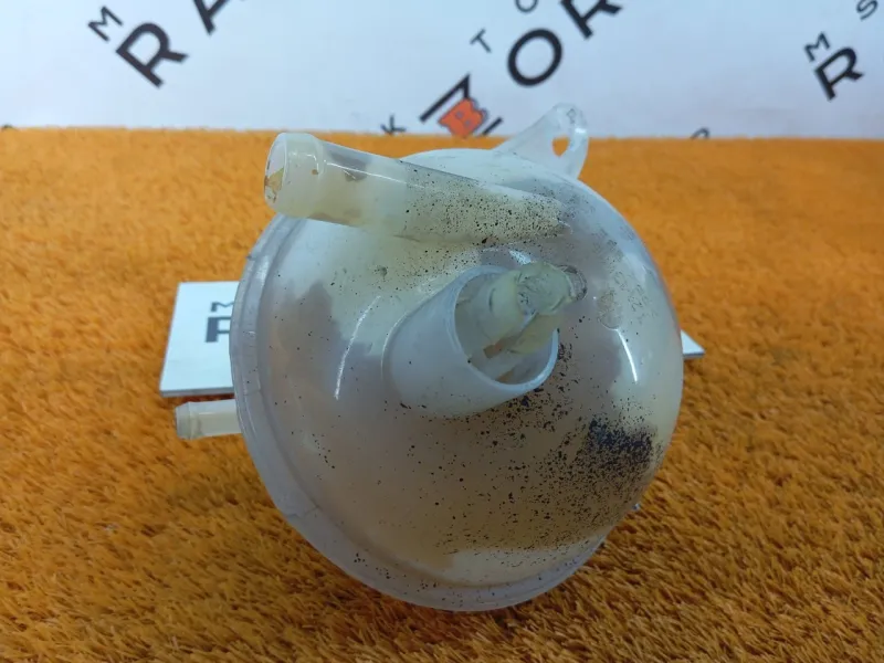 Бачок расширительный