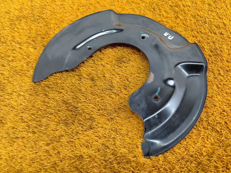 Пыльник тормозного диска