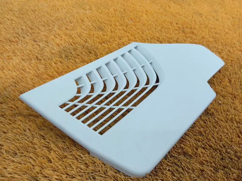 Обшивка багажника