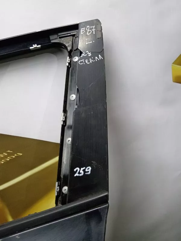 Дверь BMW 1-Series 2004 41517191011 E87, передняя левая