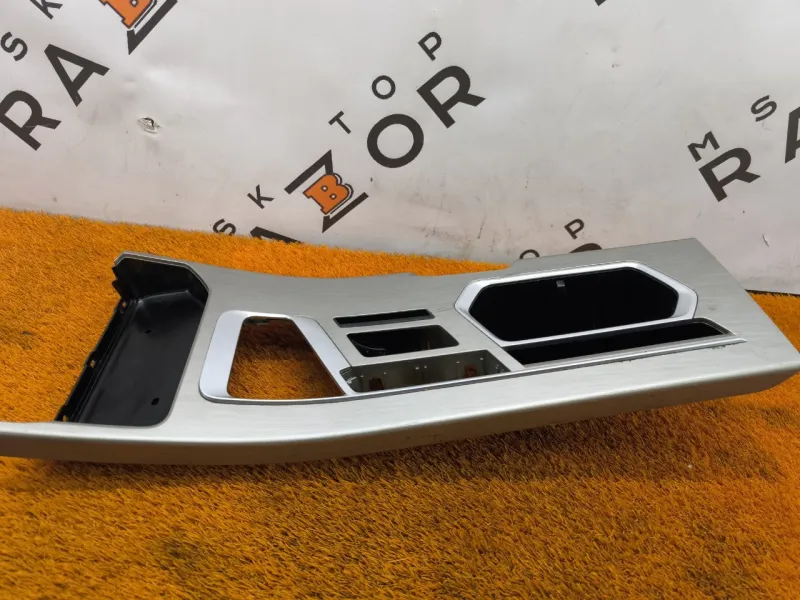 Накладка центральной консоли