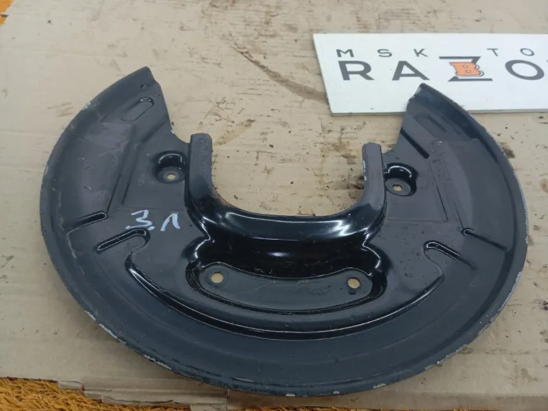 Пыльник тормозного диска