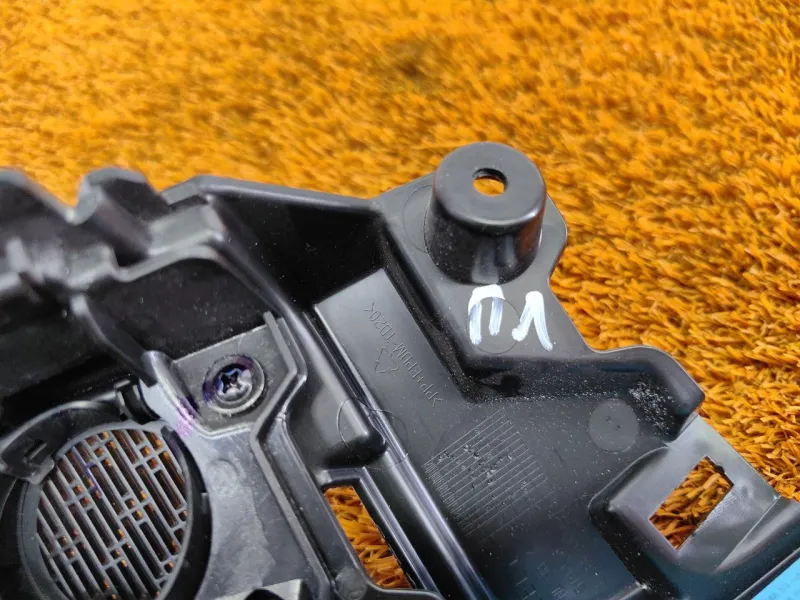 Уголок двери