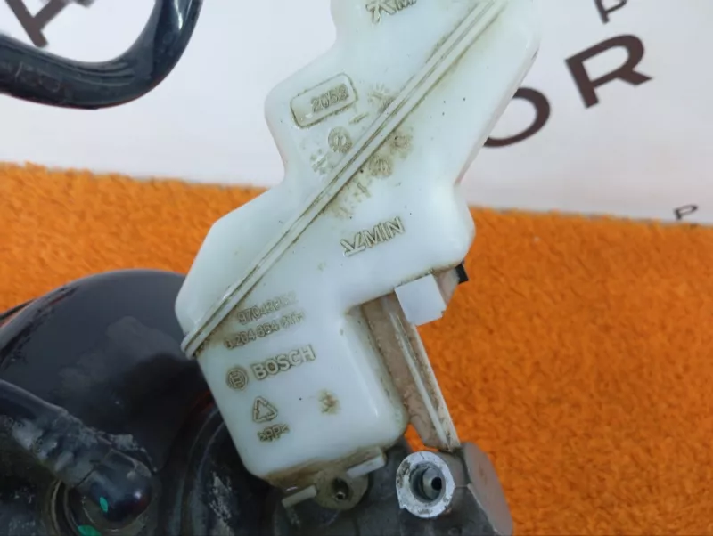 Вакуумный усилитель тормозов