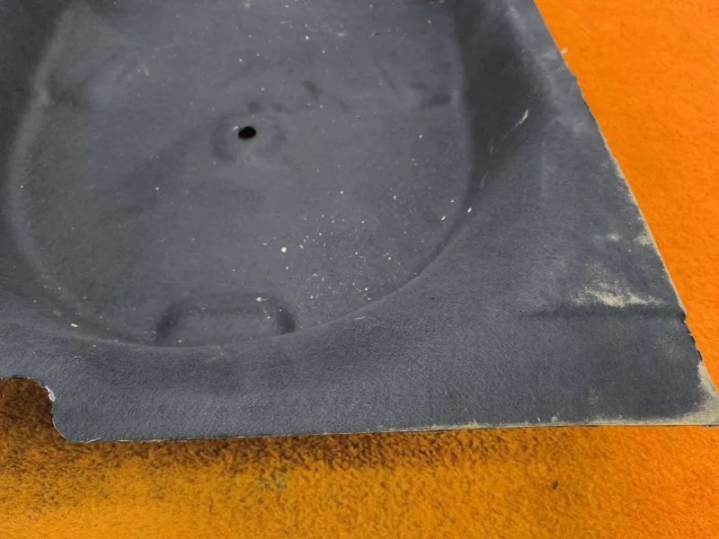 Ниша запасного колеса