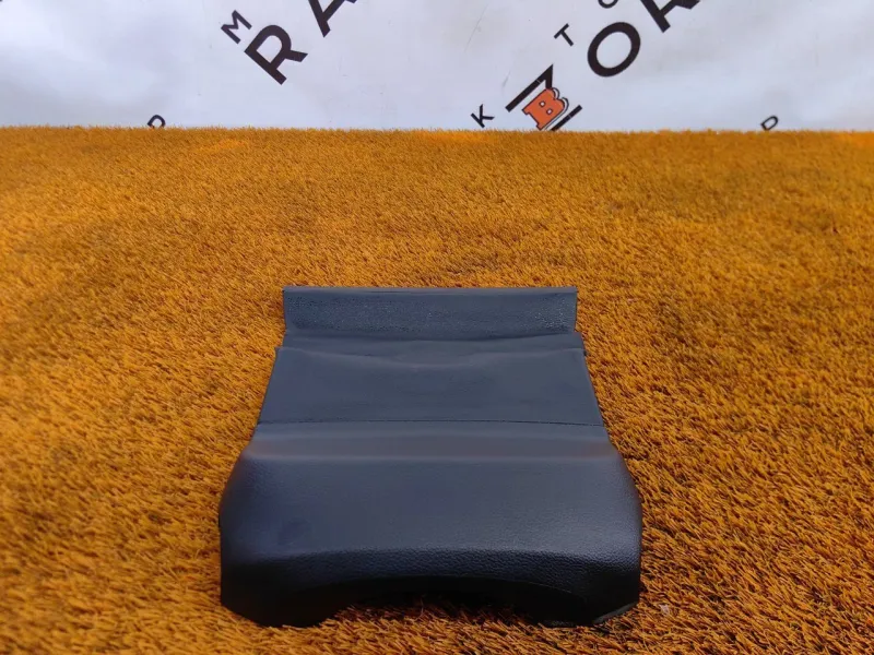 Кожух рулевой колонки