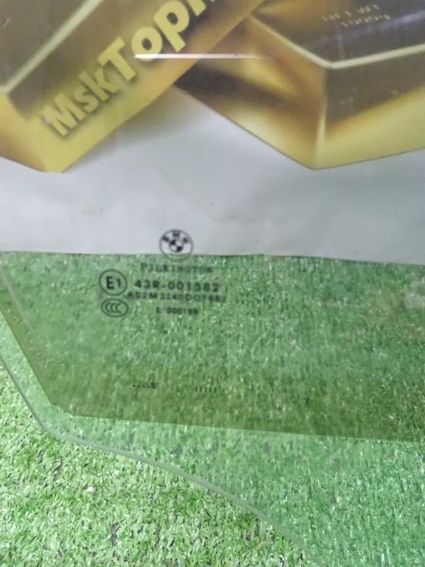 Стекло двери BMW 3-Series 2005 51337060263 E90, переднее правое