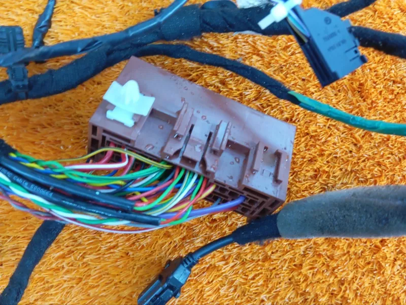 Проводка салона