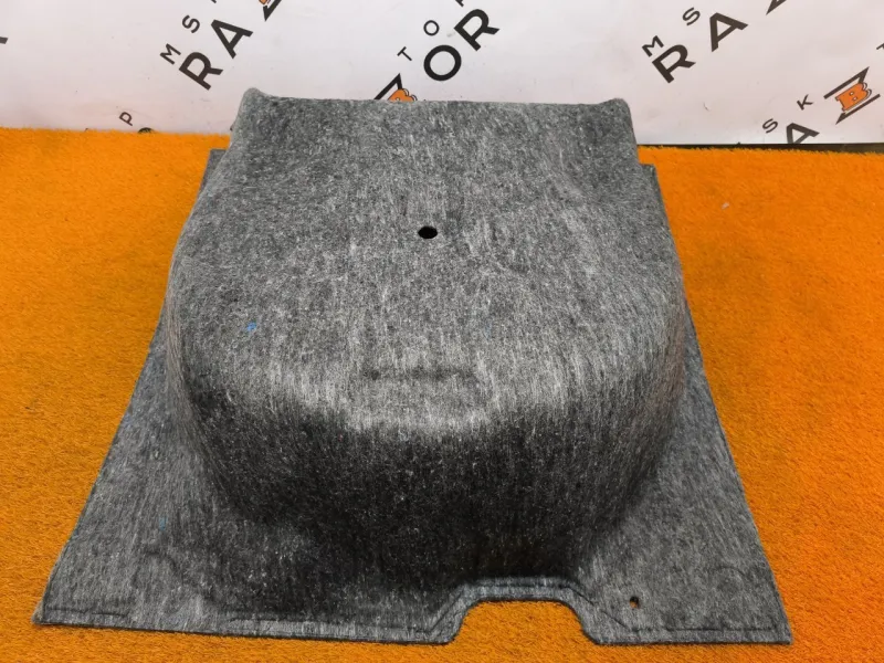 Ниша запасного колеса