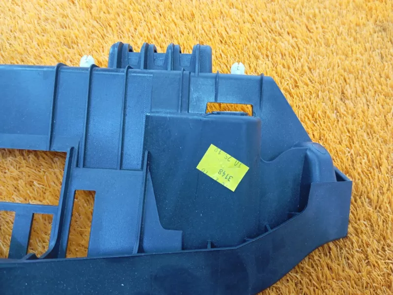 Обшивка багажника