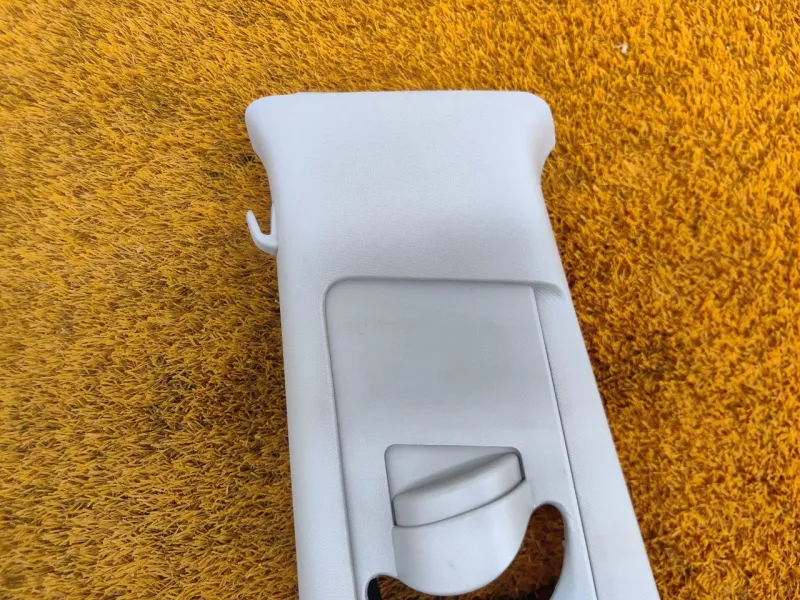 Накладка на стойку кузова