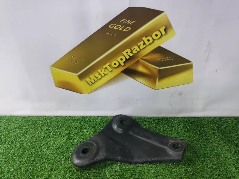 Крепление балки подвески