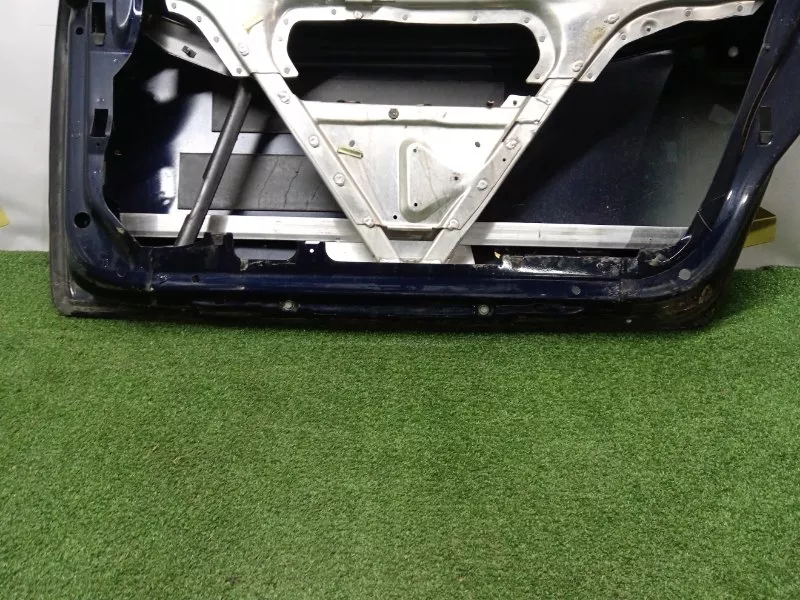 Дверь Audi TT 2002 8N0831052C 8N, передняя правая