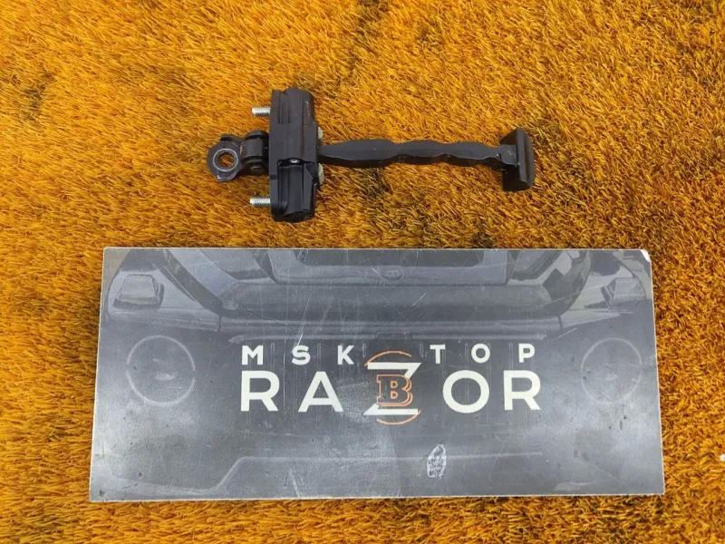 Ограничитель двери