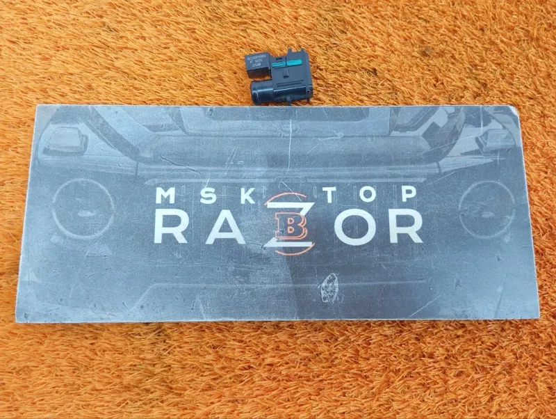 Датчик температуры воздуха в салоне