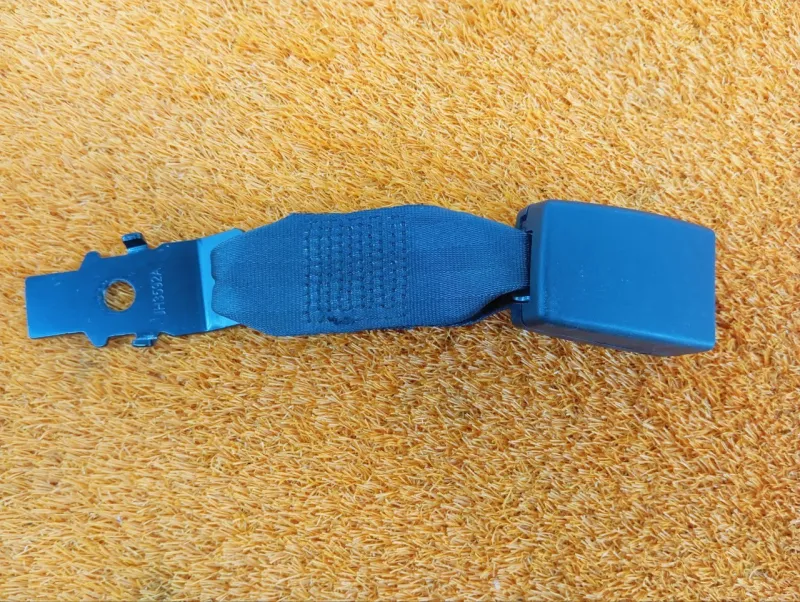 Ответная часть ремня безопасности