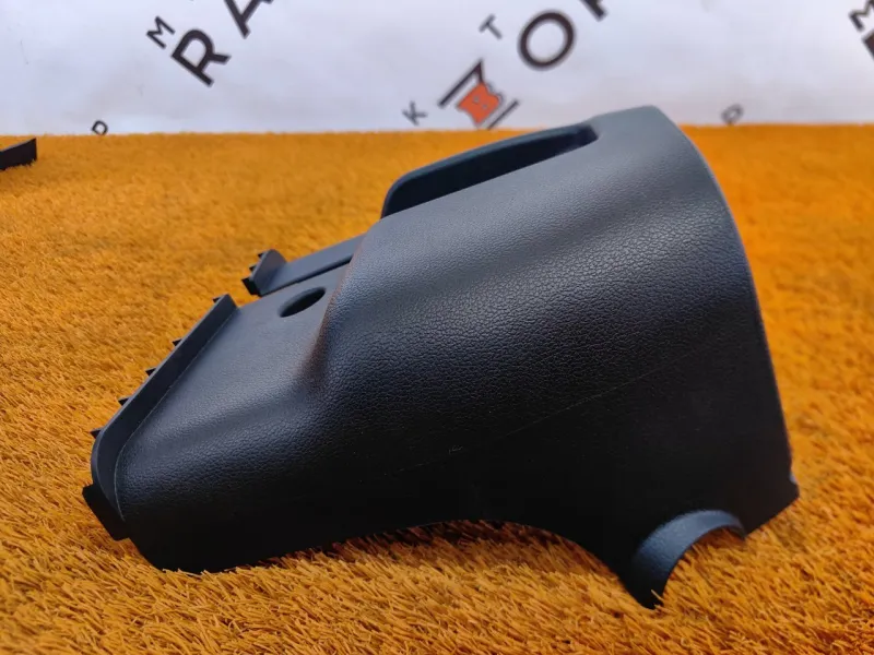 Кожух рулевой колонки