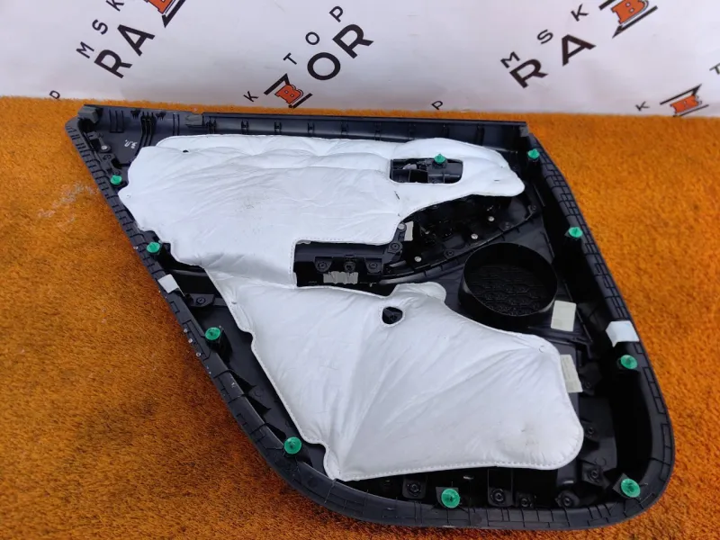 Обшивка двери