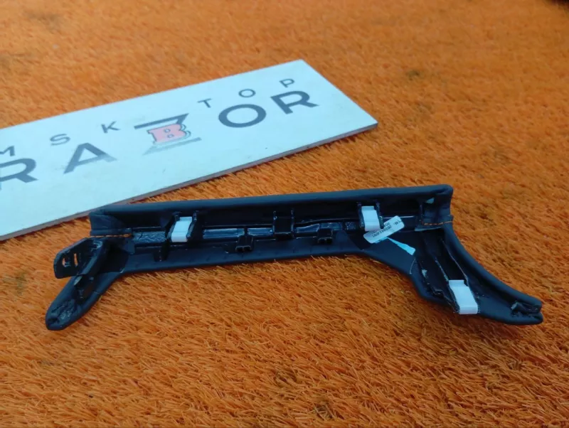 Декоративная накладка торпедо