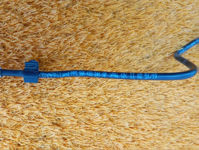 Трубка картерных газов