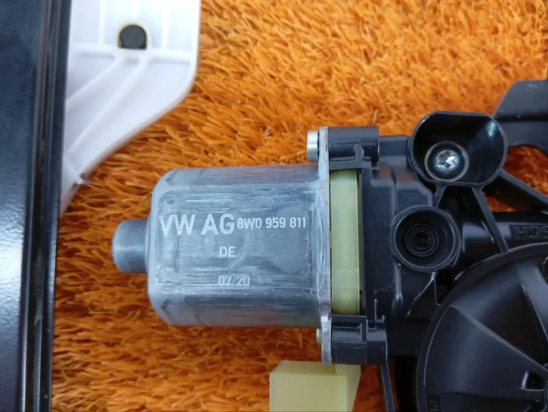 Стеклоподъемник